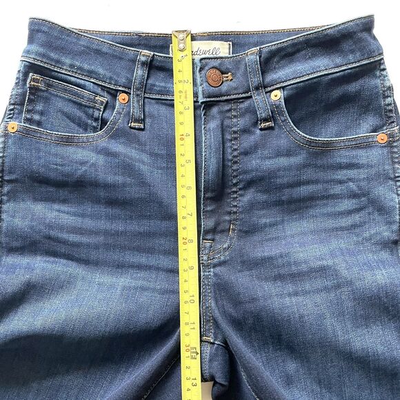 Madewell Curvy High-Rise Skinny Jeans in Woodland Wash TENCEL Denim - Picture 6 of 13